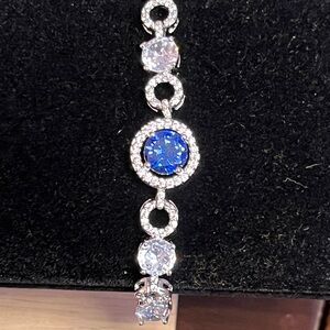 Elegant Blue & White AAA CZ Silver Bracelet 7-8”.  🤩 STUNNING!!!  Mesmerizing!!